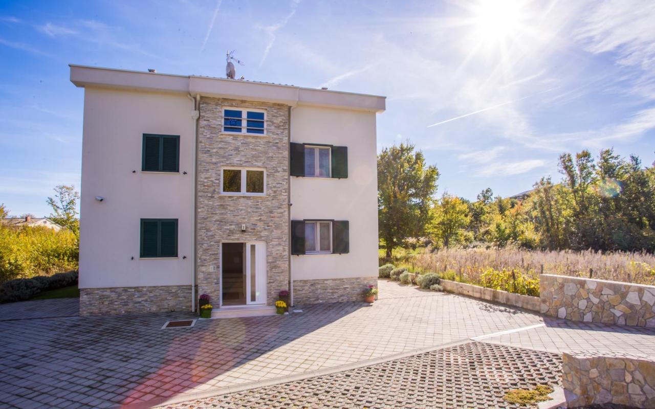 Apartments Lavanda Baska  Luaran gambar